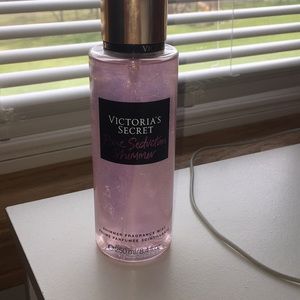 Victoria’s Secret Shimmer Mist